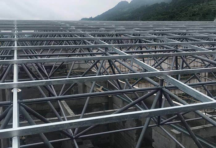 红桥学校艺体楼网架